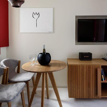 Potnia Theron Suites Akrotírion Buitenkant foto