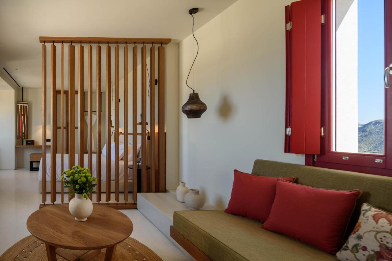 Potnia Theron Suites Akrotírion Buitenkant foto